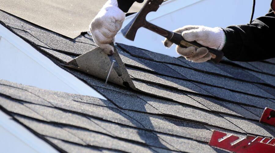 Professional gutter cleaning in Devon, PA